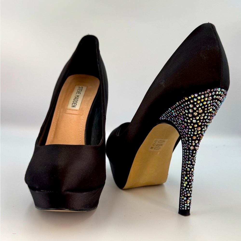 Steve Madden Women’s PARTYY-R Black Satin Rhinestone Platform Pump Shoes Size 9